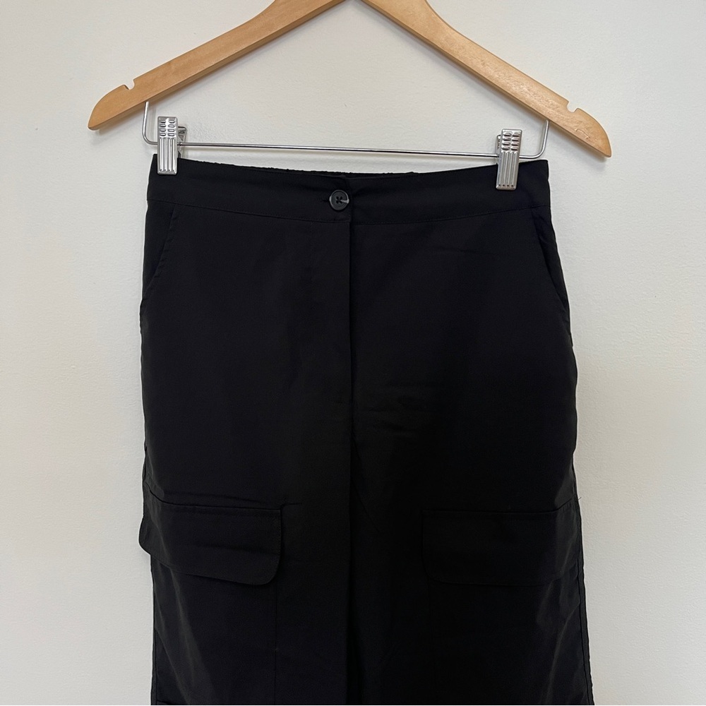 VUORI Black Cargo Pants Size Small - Picture 2 of 4